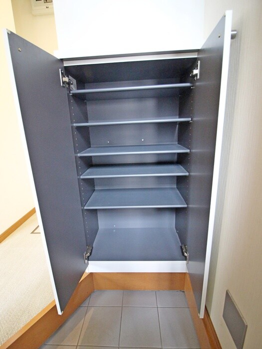 物件内観写真17　(靴箱)