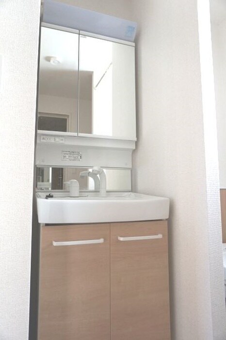 物件内観写真9　(洗面)