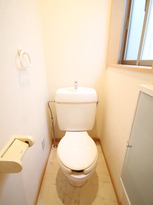 物件内観写真11　(トイレ)