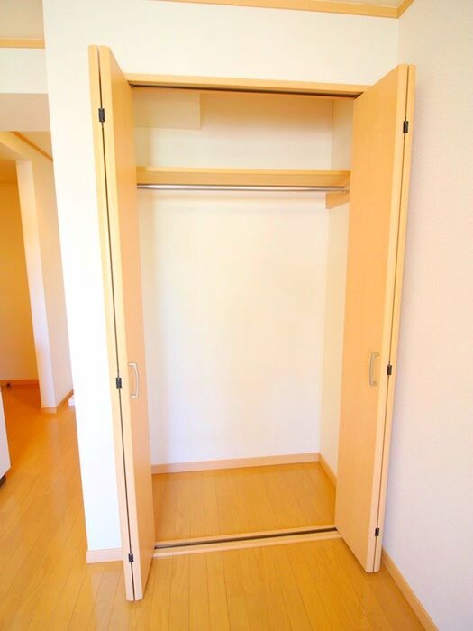 物件内観写真13　(収納)