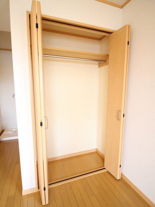 物件内観写真13　(収納)