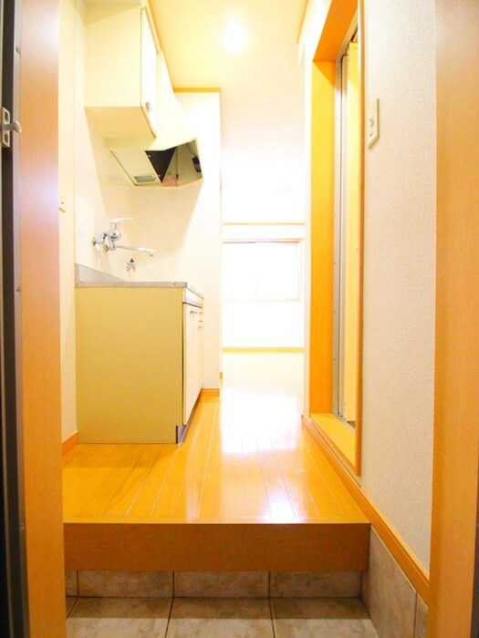 物件内観写真14　(玄関)