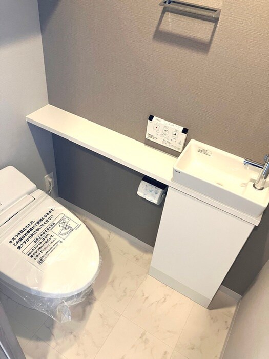 物件内観写真13　(トイレ)