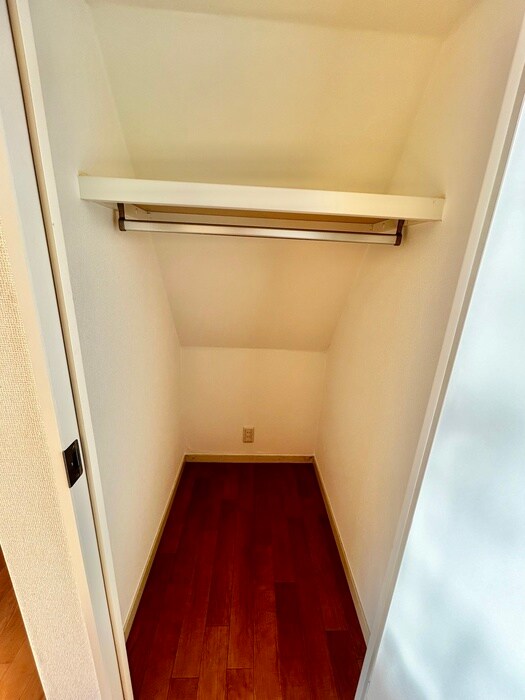 物件内観写真12　(収納)