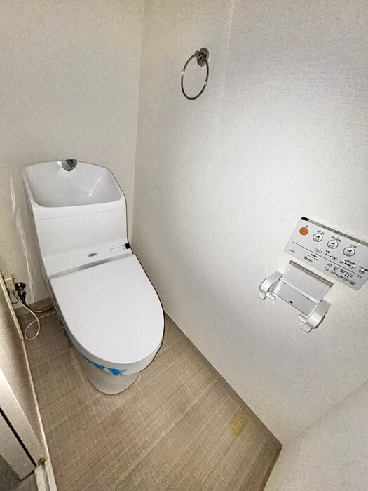 物件内観写真19　(トイレ)