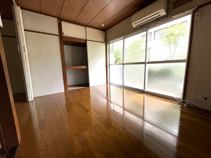 物件内観写真8　(居室)