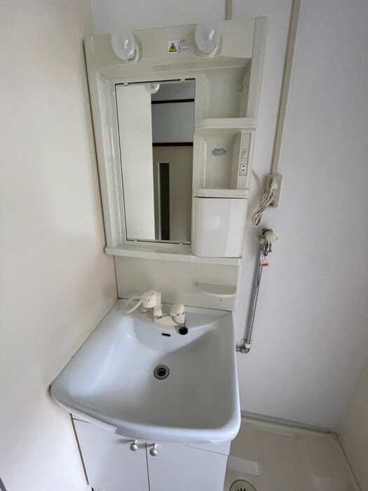 物件内観写真13　(洗面)