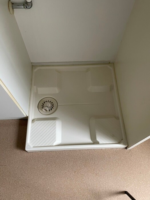 物件内観写真14　(洗濯機置場)