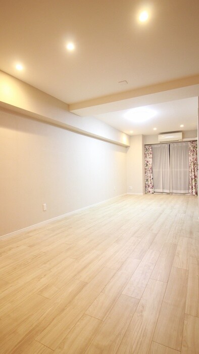 五反田コーポラス（402）の居室