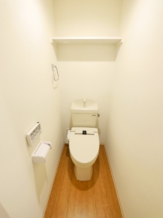 物件内観写真16　(トイレ)