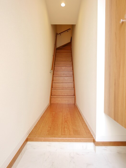 物件内観写真19　(廊下)