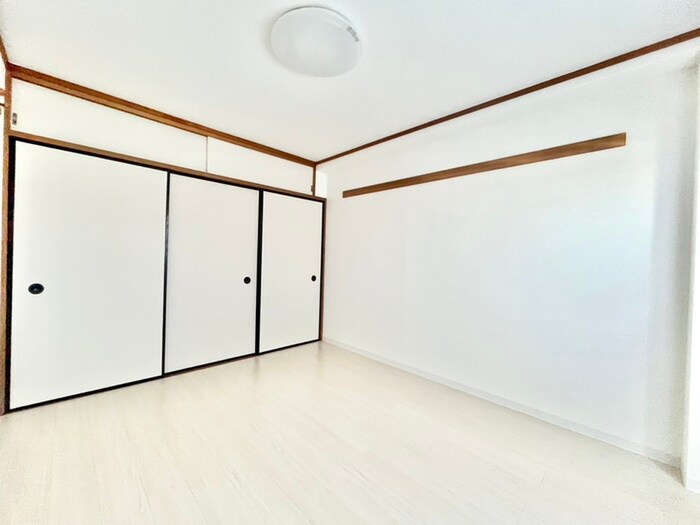 物件内観写真8　(居室)