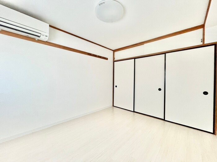 物件内観写真9　(居室)