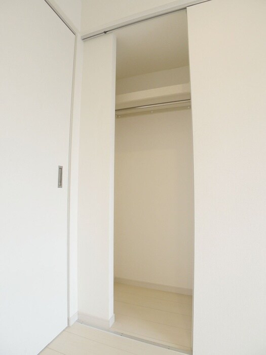 物件内観写真18　(収納)