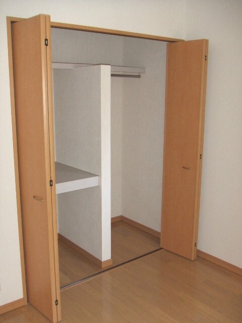 物件内観写真7　(収納)