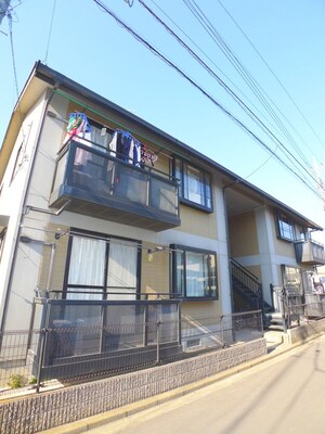 稲荷コーポ3号棟外観写真