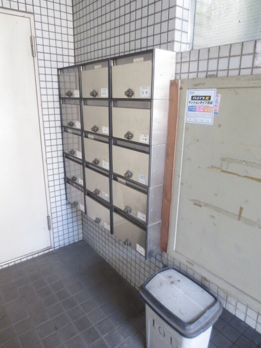 物件外観写真4　(建物設備)