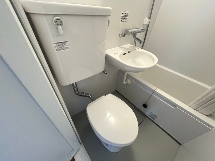 物件内観写真12　(トイレ)