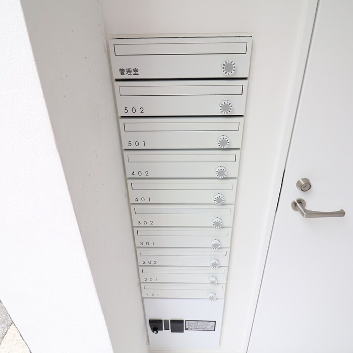 物件外観写真4　(建物設備)