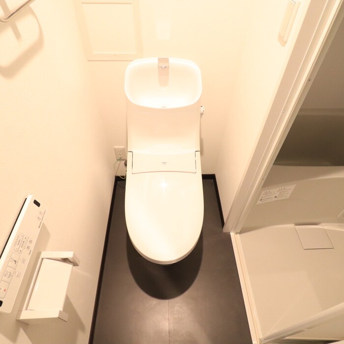 物件内観写真11　(トイレ)