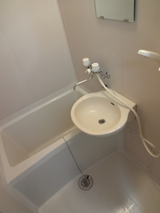 物件内観写真9　(バス／シャワールーム等)