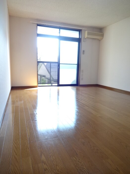 物件内観写真17　(居室)