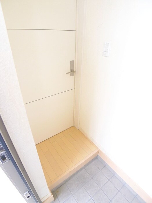 物件内観写真16　(廊下)