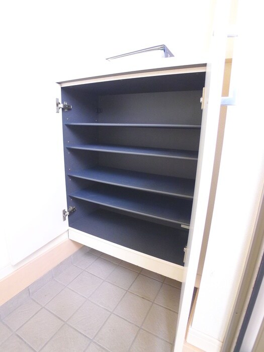 物件内観写真17　(靴箱)