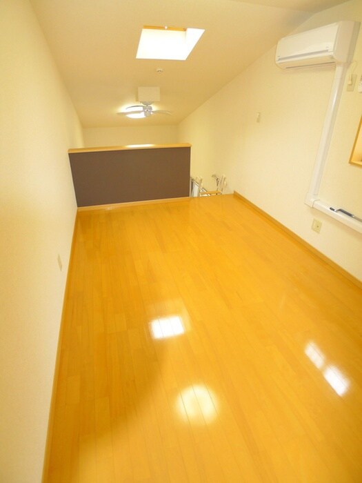 物件内観写真8　(ロフト)