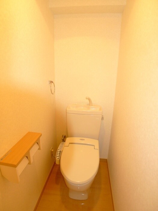 物件内観写真11　(トイレ)