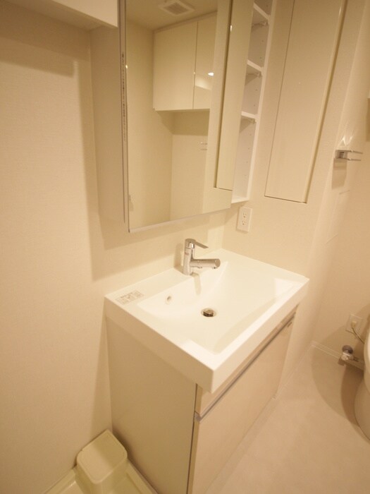 物件内観写真9　(洗面)