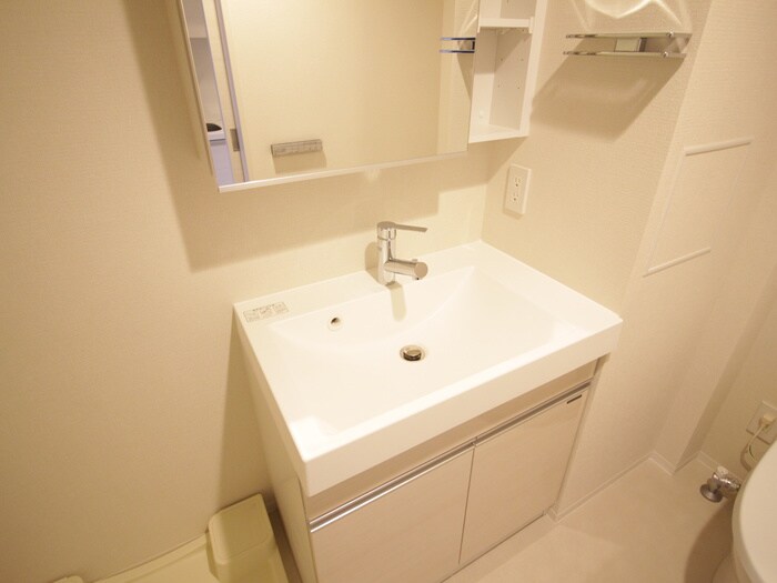 物件内観写真11　(洗面)