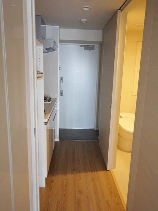 物件内観写真12　(廊下)