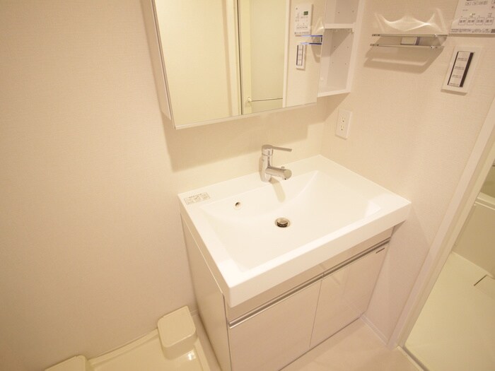 物件内観写真16　(洗面)