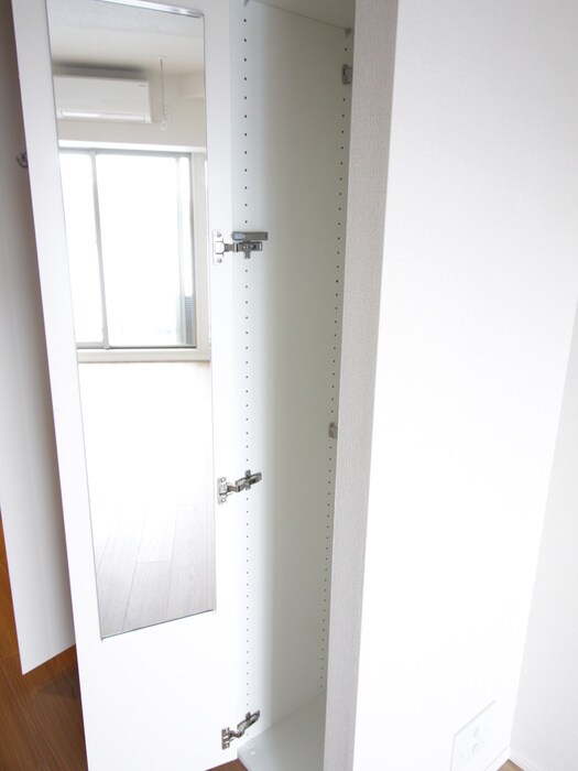 物件内観写真19　(収納)