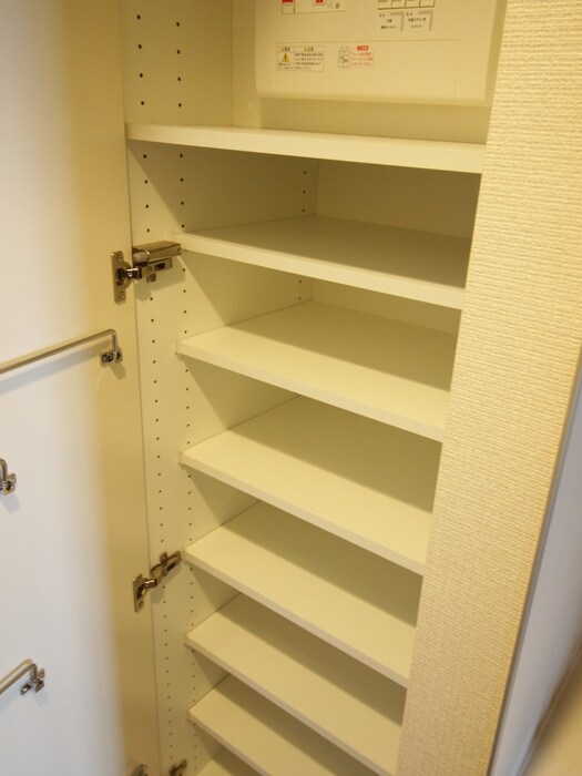 物件内観写真19　(靴箱)