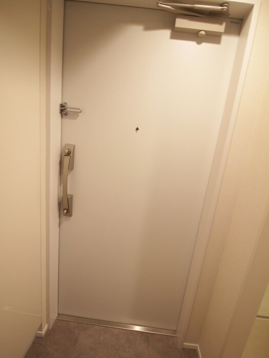 物件内観写真19　(玄関)