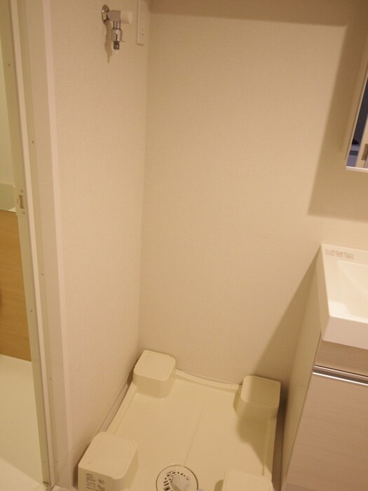 物件内観写真21　(洗濯機置場)