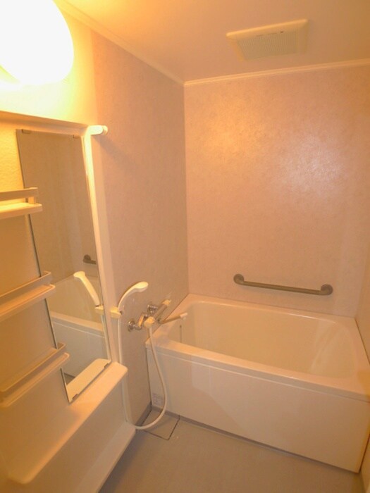 物件内観写真8　(バス／シャワールーム等)