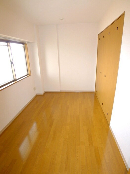 物件内観写真12　(廊下)