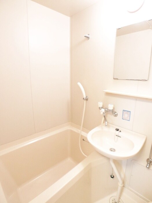 物件内観写真9　(バス／シャワールーム等)