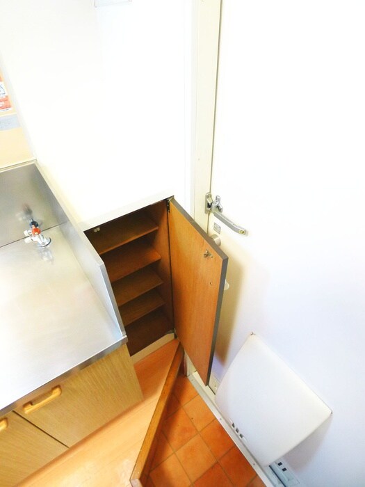 物件内観写真13　(靴箱)