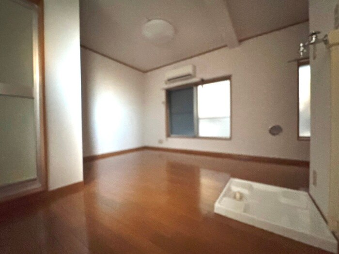 物件内観写真10　(居室)