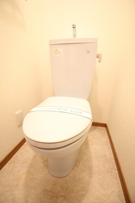 物件内観写真11　(トイレ)