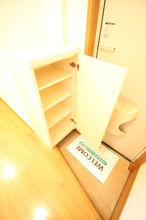 物件内観写真18　(靴箱)