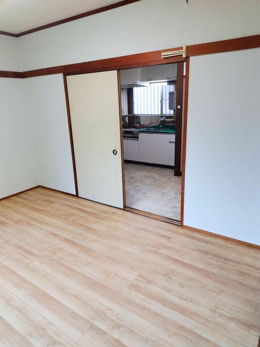 物件内観写真9　(居室)