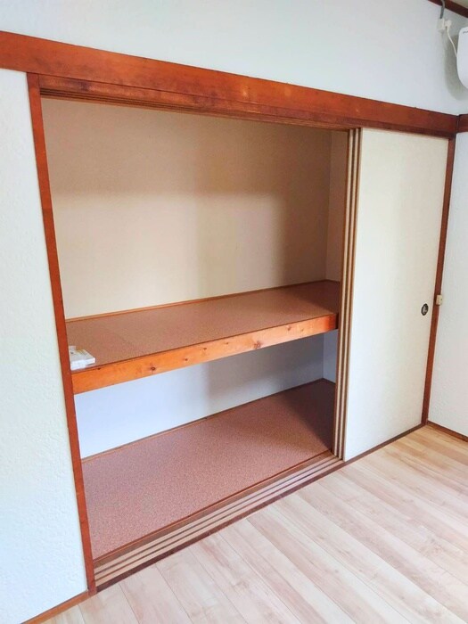 物件内観写真10　(収納)