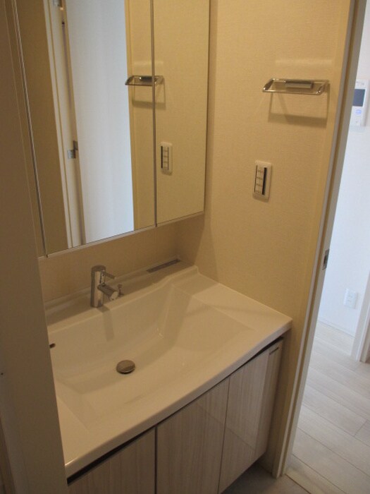 物件内観写真12　(洗面)