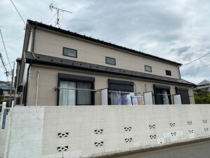 プラウスターハウス外観写真