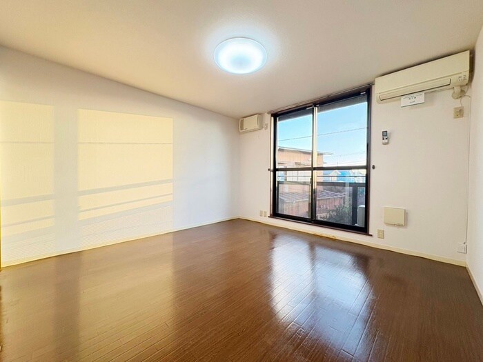 物件内観写真10　(居室)